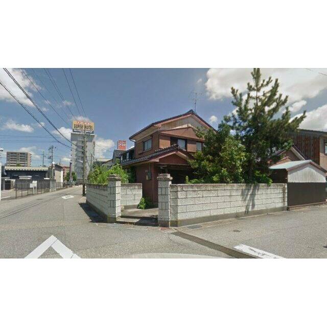 南西の角地約71坪！