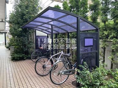雨の日でも安心☆屋根付の駐輪場です☆