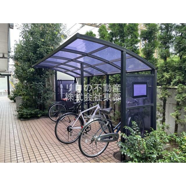 雨の日でも安心☆屋根付の駐輪場です☆
