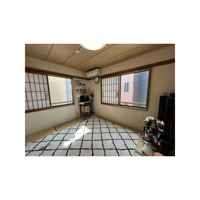 落ち着いた雰囲気の和室付きです