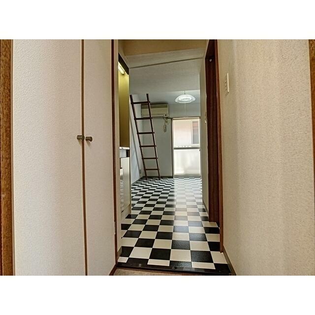 こちらの玄関がお出迎え