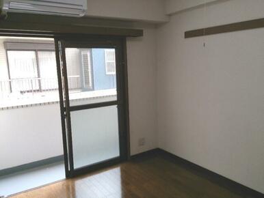 同間取りの別のお部屋の写真となります。現況優先。