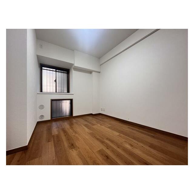 北側洋室5.5帖　別角度