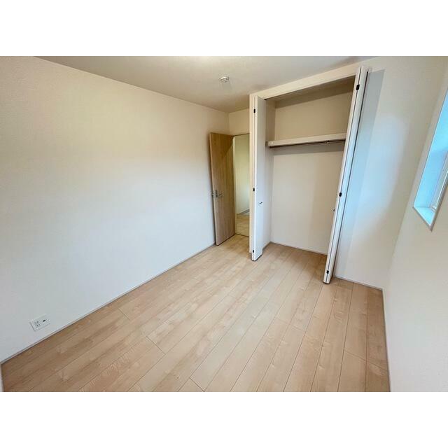 リビングと洋室の使い分けで生活にメリハリを（2号棟）