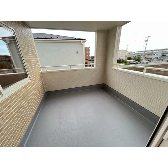 風を感じながら、ホッと一息（2号棟）