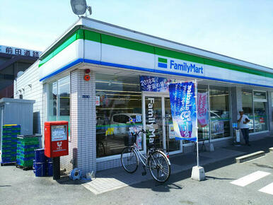 ファミリーマート柏原円明町店