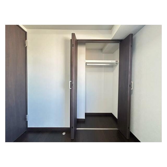 洋室3.9帖　収納