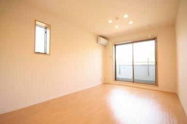 【Ｌｉｖｉｎｇ】リビングでふくらむ「集いの時間」コミュニケーションがどんどん広がる家族の住空間。目…