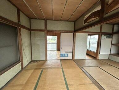 収納家具の配置がしやすく、好みの空間に整えやすい一室