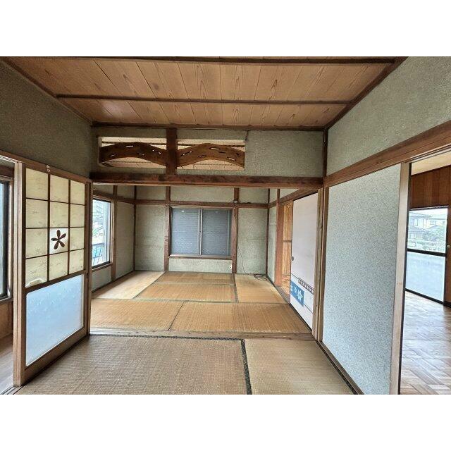 2つの和室を繋げて、ひと続きの広い空間として利用できます。