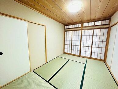 「和室」１階南側約６帖和室の様子です。
