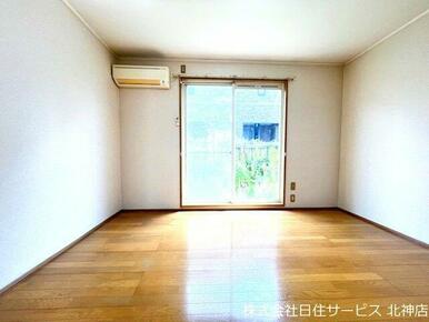 ゆったり過ごせるリビングです