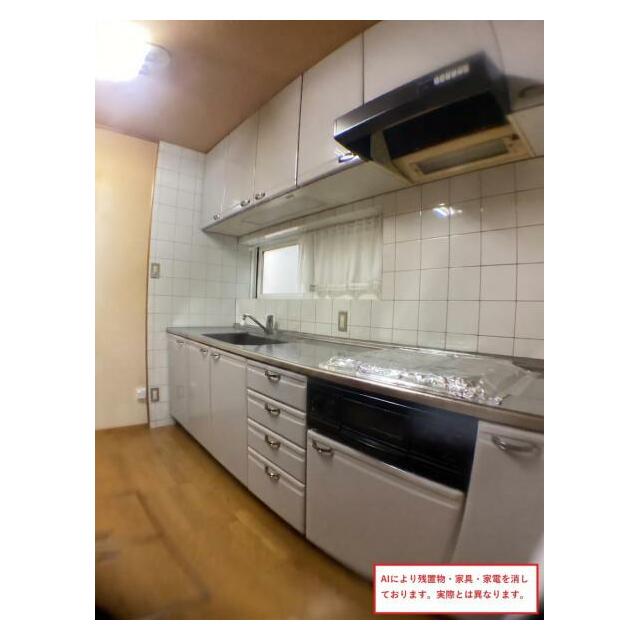1階キッチン。AIにより家具・家電・残置物を消しております。実際とは異なる場合があります。
