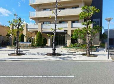 マンション入り口②