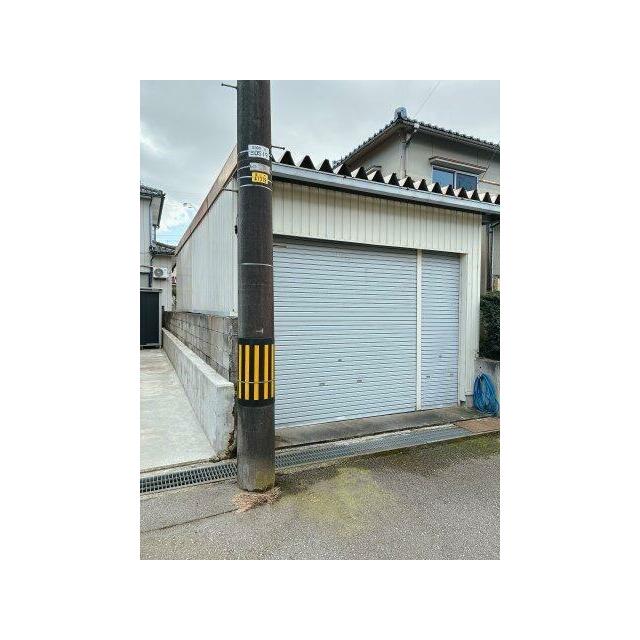 東側境界