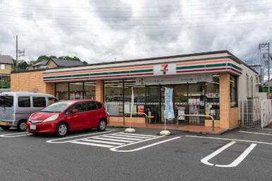 セブンイレブン八王子大塚店