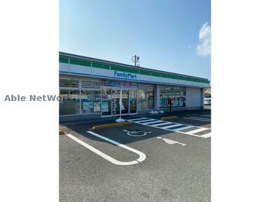 ファミリーマート小松島金磯店