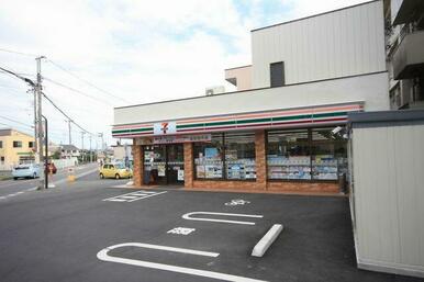 セブンイレブンさいたま大和田２丁目店　徒歩４分（２９０ｍ）の立地です！！２４時間営業のコンビニエン…