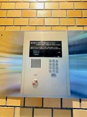 安心のオートロック付き