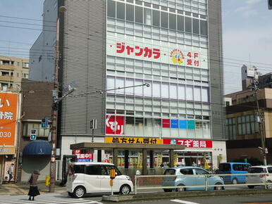 スギ薬局昭和町北店