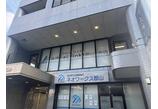 情報提供会社
