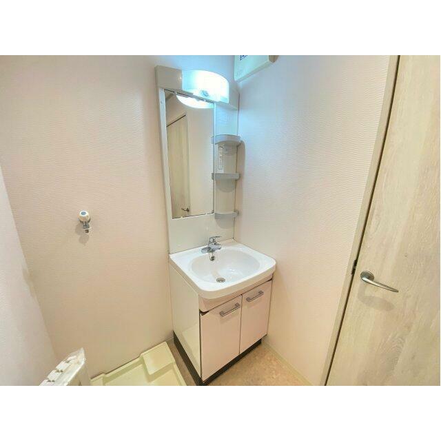 使いやすい独立洗面台です