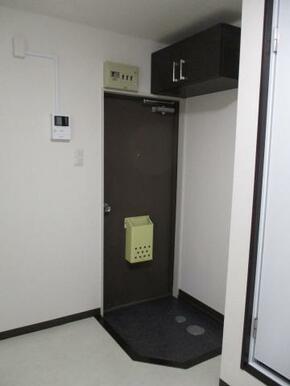 吊り下駄箱付き