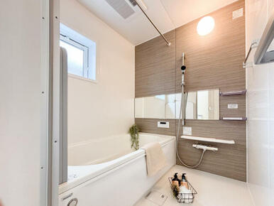 【1階 浴室】