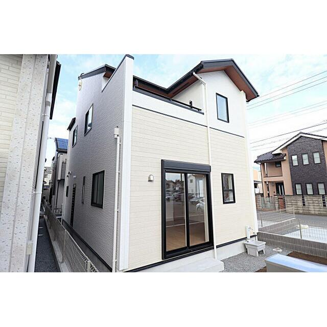 3号棟 外観と庭