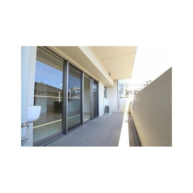 東側バルコニー