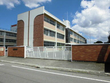 宇都宮市立戸祭小学校