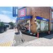 販売店