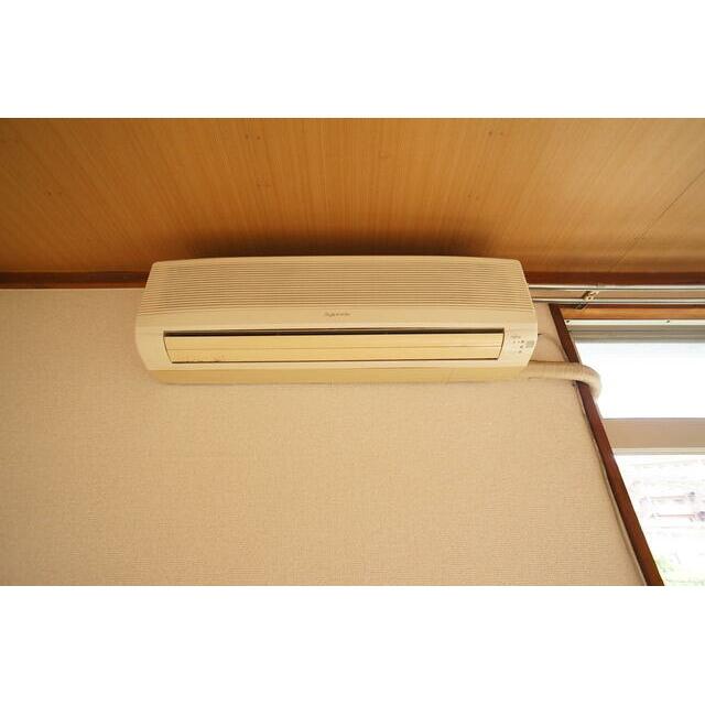 エアコン完備なので入居後すぐに使えて快適です！