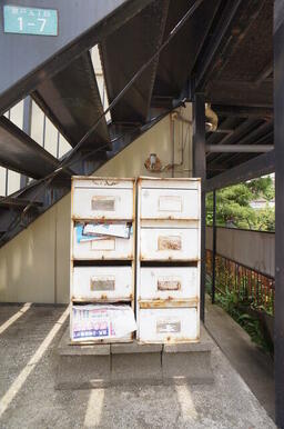 不在時でも安心の集合ポストあります♪