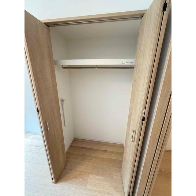 パイプハンガー付き☆畳まず衣類を掛けることができます♪