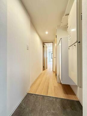 玄関には靴箱もあるのですっきりおさまりそうですね☆