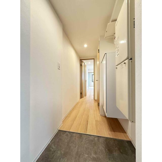 玄関には靴箱もあるのですっきりおさまりそうですね☆