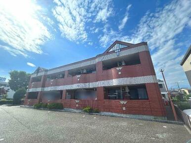 外観写真（昼）