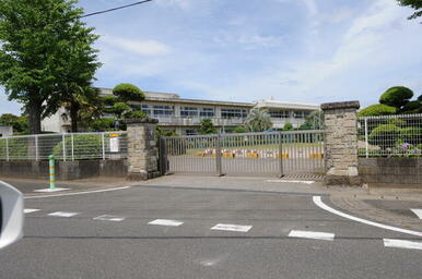 長生村立高根小学校