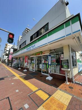 ファミリーマート厚木旭町店