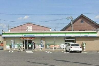 ファミリーマート高倉町店
