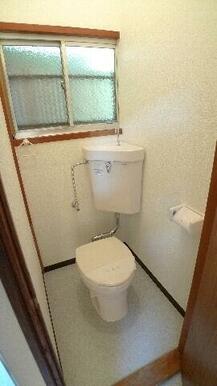 トイレ★窓付き