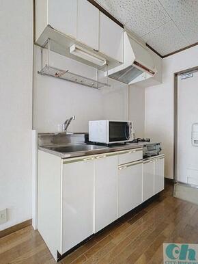 電子レンジ・ガスコンロはサービス品です☆