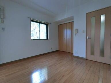 (参考)同一建物内の他の部屋の写真となります。