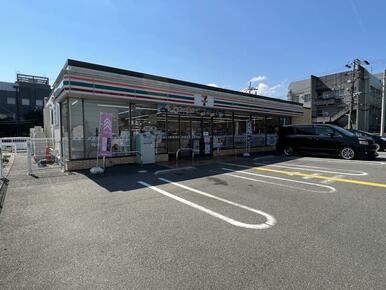 セブンイレブン亀岡余部店