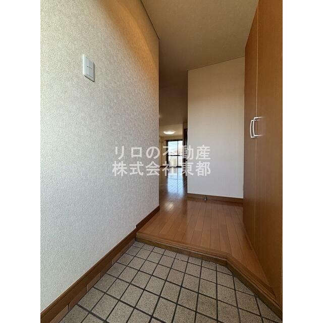 すっきりシンプルな玄関スペースです！