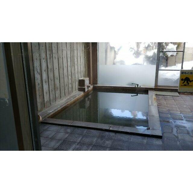 冬は雪景色を見ながらの入浴ができます