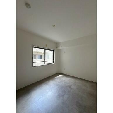 洋室約6.5帖　2026年8月撮影