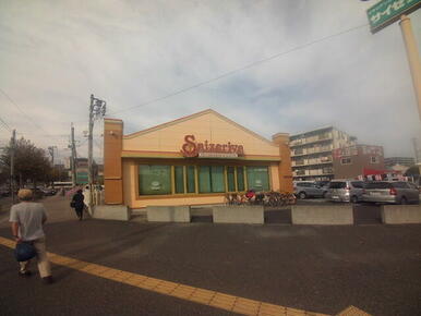 サイゼリヤ長津田店