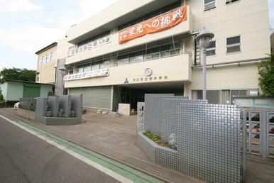 川口市立東中学校